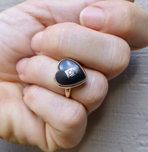 Vintage Black Onyx Heart Ring In 10 Karat Gold