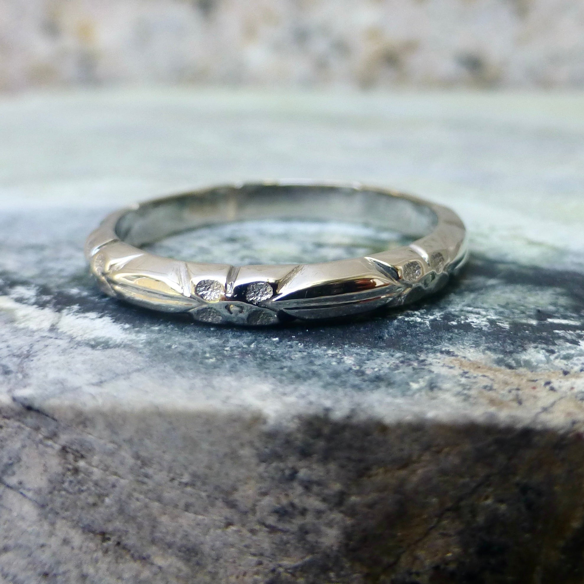 Vintage 14k White Gold Wedding Band
