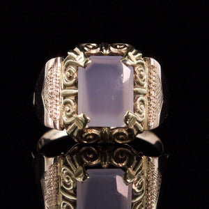 European Made Antique Lavender Chalcedony Agate Ring In 8 Karat Gold