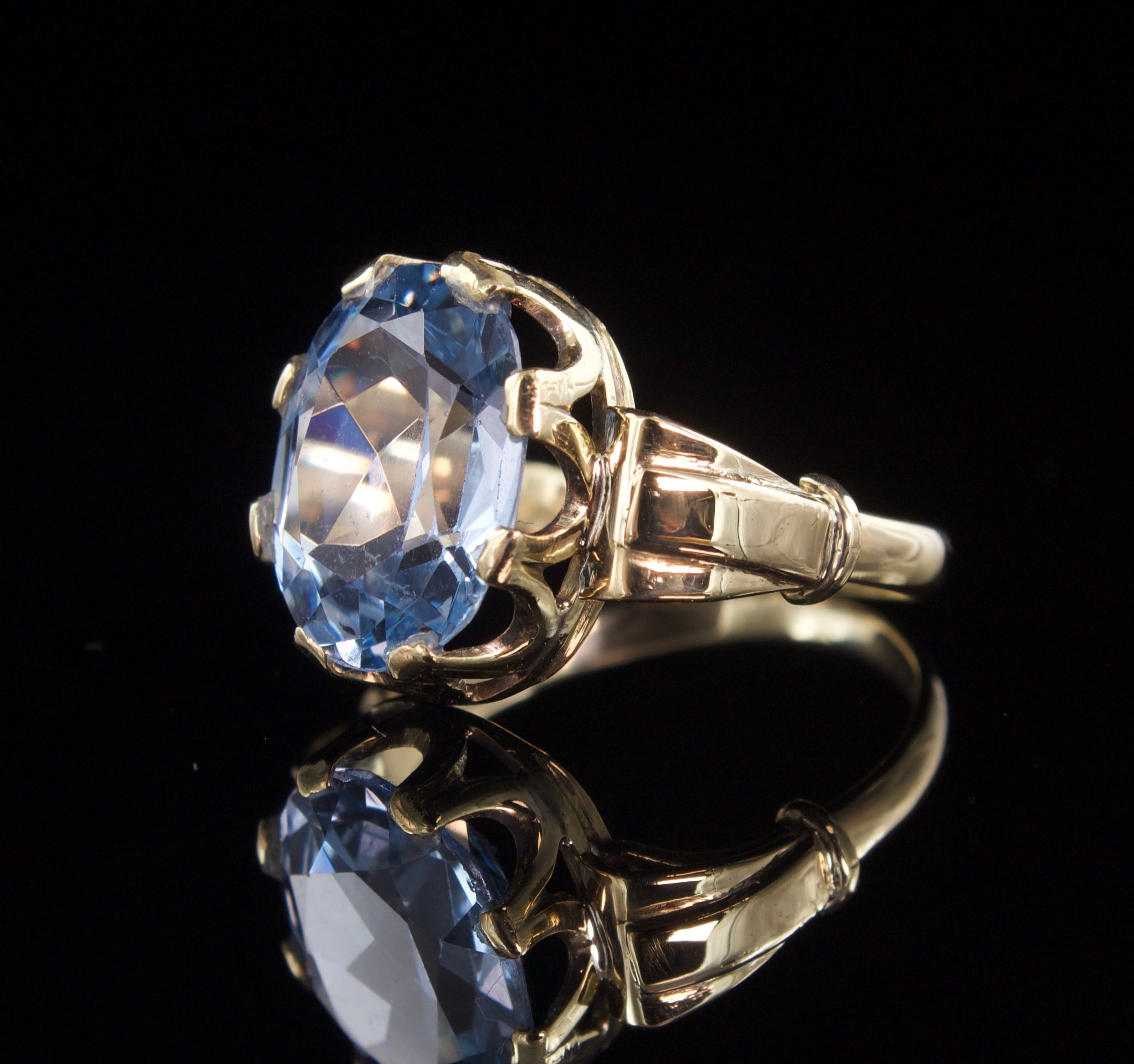 Mid Century Topaz Ring In 14 Karat Gold