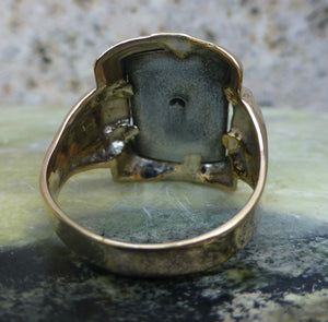 Large Retro Men's Signet Ring In 10 Karat Gold
