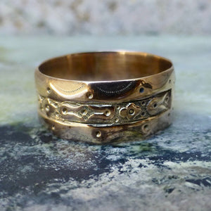 Victorian Embossed Cigar Style Wedding Band In 10k Rose Gold